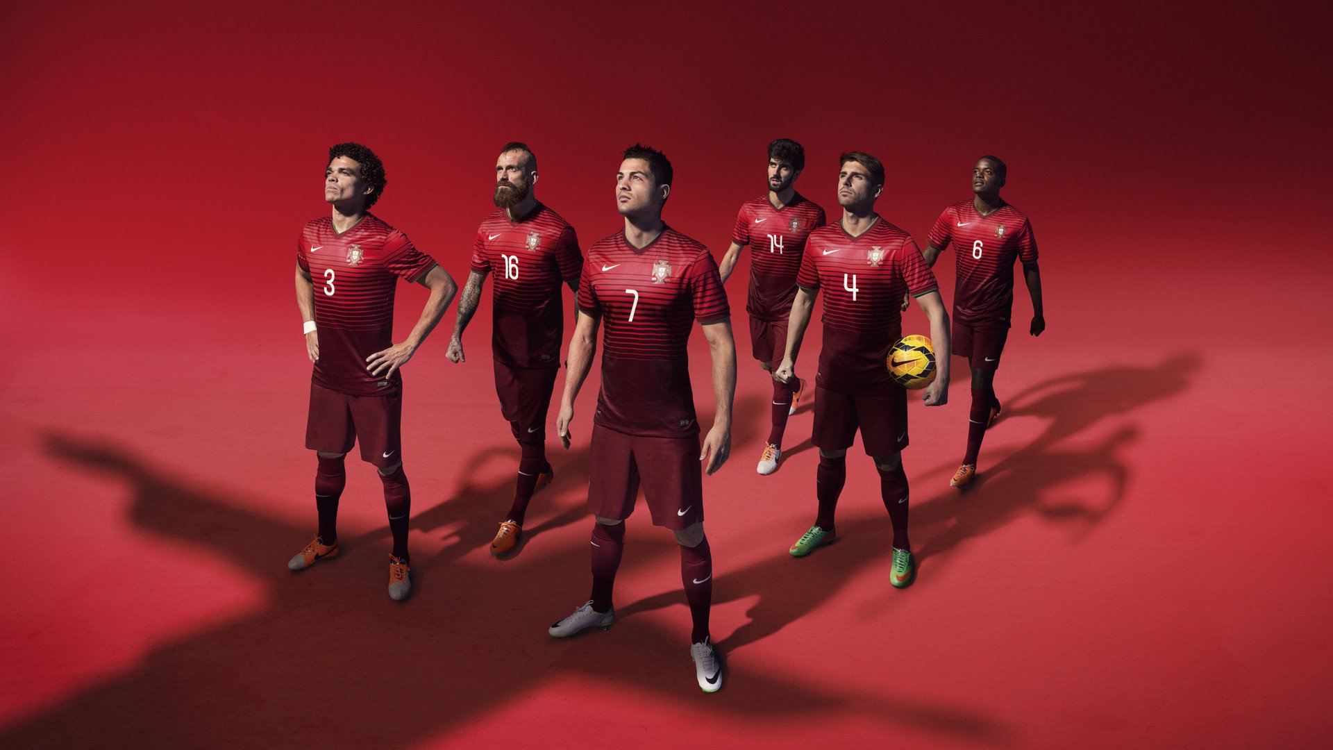 曼联高层重申信任滕哈格，球队重回正轨，liam gallagher曼联